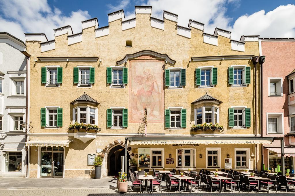Hotel Restaurant Lilie Випитено Экстерьер фото