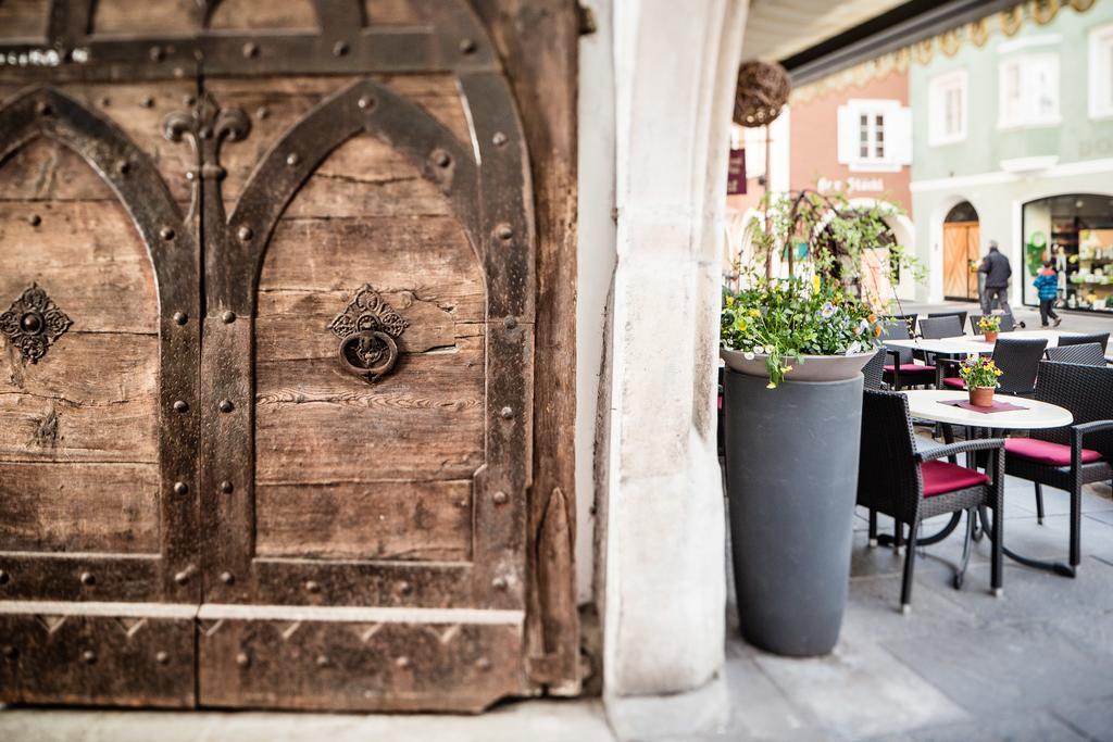 Hotel Restaurant Lilie Випитено Экстерьер фото