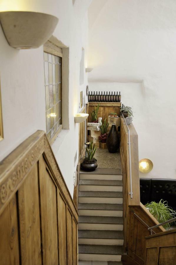 Hotel Restaurant Lilie Випитено Экстерьер фото